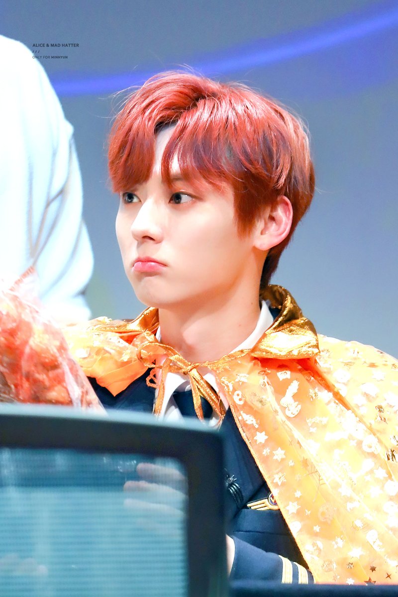 alice_n_mh's tweet photo. 😥😥
#황민현 #민현 #MINHYUN https://t.co/nl3bul5uMI
