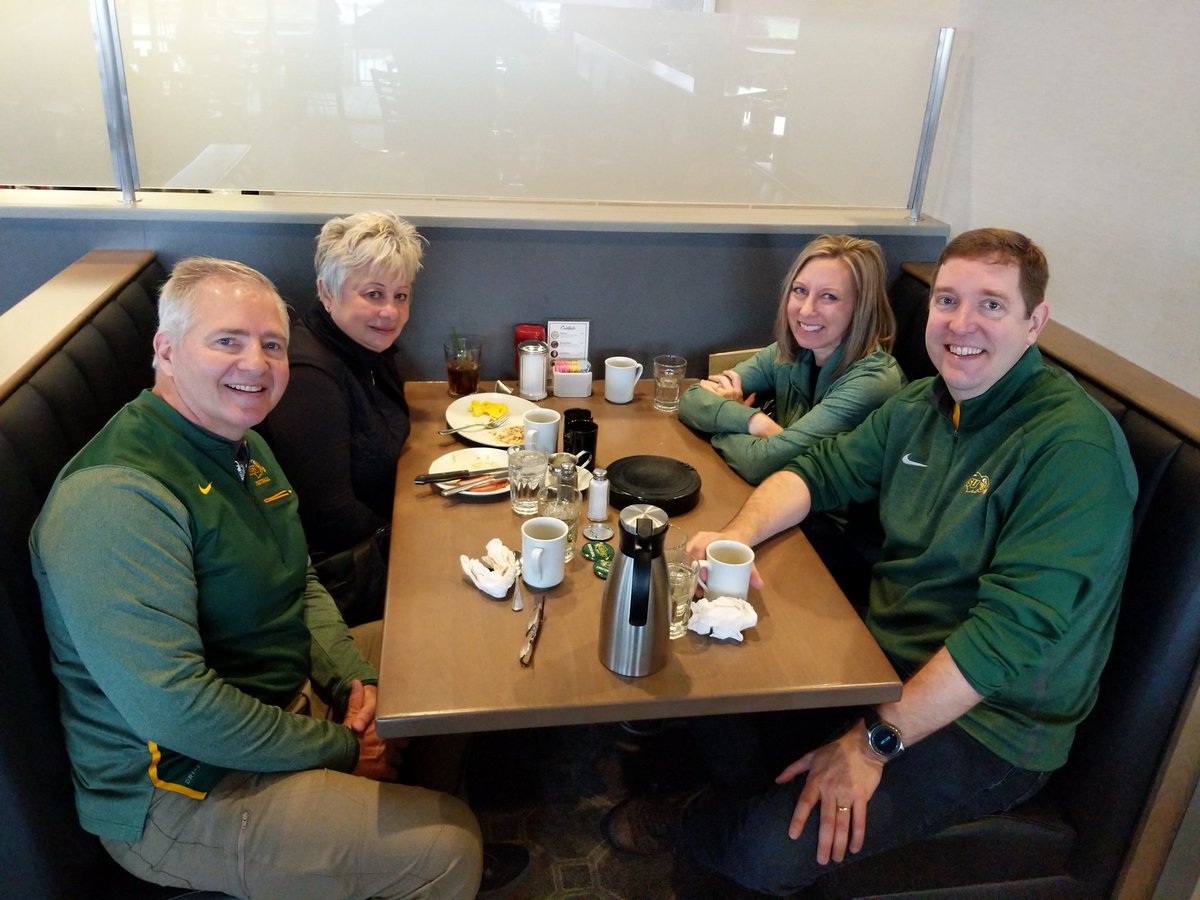 MikeKesslerPhD's tweet photo. We're enjoying brunch with Cory ('80 Ag Engineering alumn) and LaRay Nelson before the big game in Frisco. https://t.co/DUAUjYMAzy