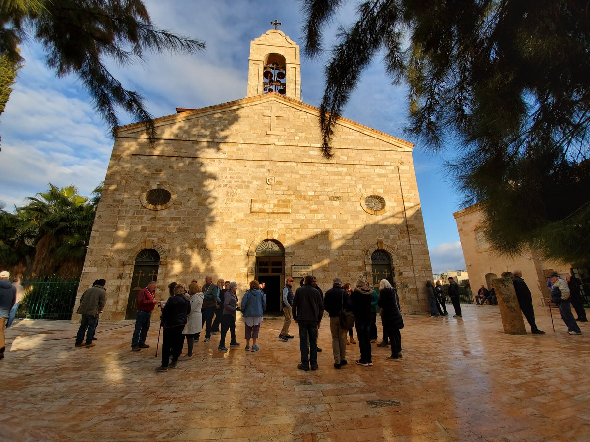 PastorJimLyon's tweet image. @CBH4Hope Expedition team visit St. George's Church Madaba, Jordan. Huge mosaic map of Holy Land on floor of church dates to 6th century, guiding Christian pilgrims moving through region. #JordanRocks
