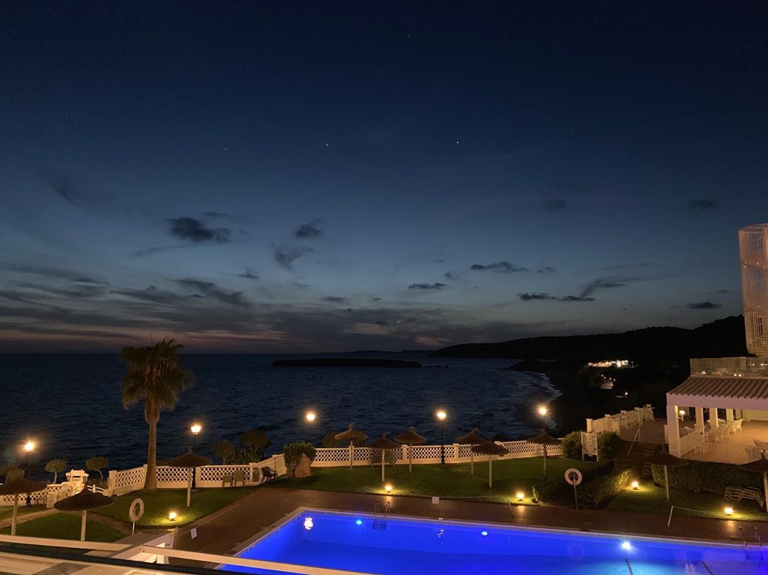 By day and by night, Sol Beach House brings peace to your mind!  #BeachHouseMyWay #regram  #Menorca Photo by: channilucylouise
