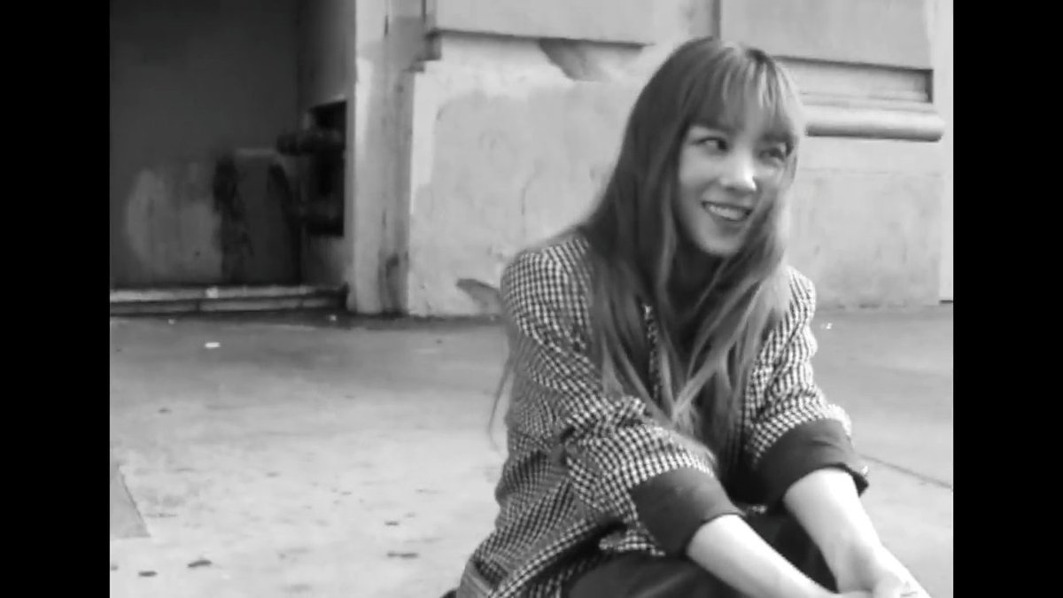 TaeyeonClassy's tweet photo. TAEYEON 태연 'Purpose' Repackage Highlight Clip #2 너를 그리는 시간 (Drawing Our Moments)
Youtube → https://t.co/WZkiUJi5Hz
#Taeyeon #태연 #GirlsGeneration
#LoveNotesForSNSD #SNSD #kpop #SNSD와함께 #kpop #소녀시대 https://t.co/vusJeQ5btI