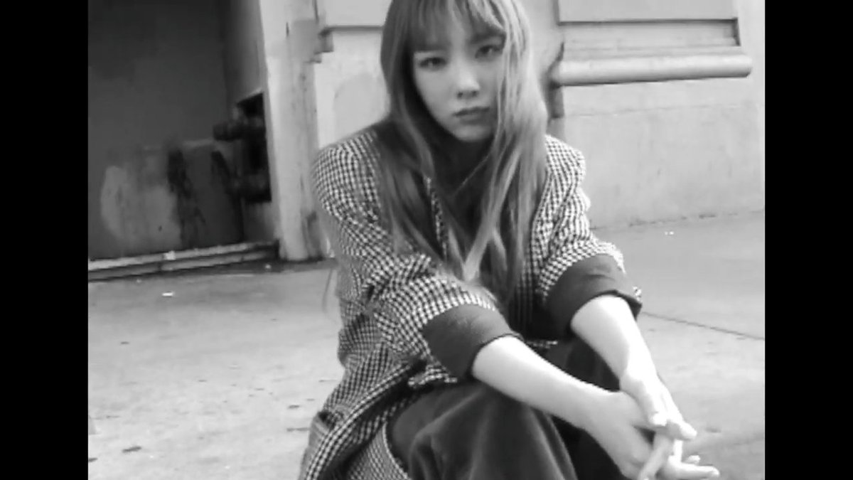 TaeyeonClassy's tweet photo. TAEYEON 태연 'Purpose' Repackage Highlight Clip #2 너를 그리는 시간 (Drawing Our Moments)
Youtube → https://t.co/WZkiUJi5Hz
#Taeyeon #태연 #GirlsGeneration
#LoveNotesForSNSD #SNSD #kpop #SNSD와함께 #kpop #소녀시대 https://t.co/vusJeQ5btI