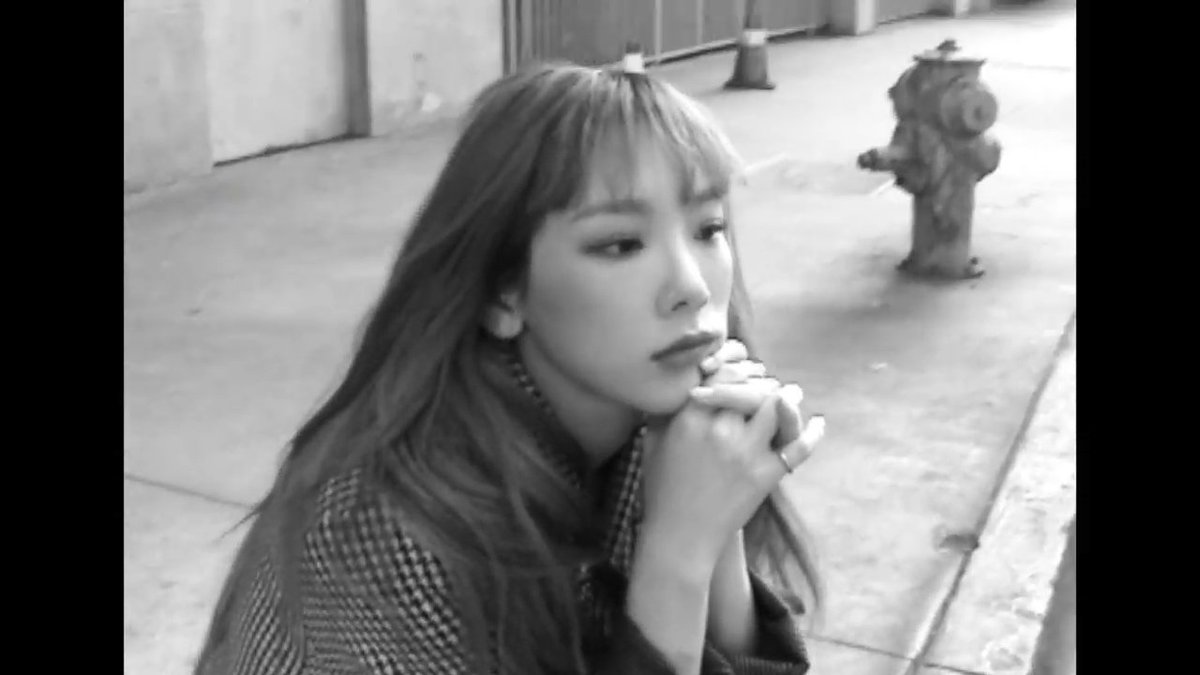 TaeyeonClassy's tweet photo. TAEYEON 태연 'Purpose' Repackage Highlight Clip #2 너를 그리는 시간 (Drawing Our Moments)
Youtube → https://t.co/WZkiUJi5Hz
#Taeyeon #태연 #GirlsGeneration
#LoveNotesForSNSD #SNSD #kpop #SNSD와함께 #kpop #소녀시대 https://t.co/vusJeQ5btI
