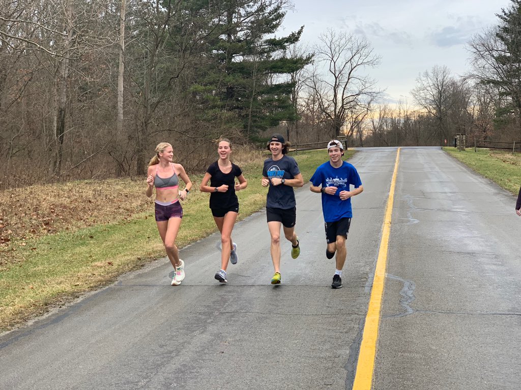 cw_crosscountry's tweet photo. Winter Mileage Club Kickoff! Great things happening with these kids! ❤️👣❤️#settinggoalsandcrushingthem #cwxc #getoutsideandrun https://t.co/L3pd2Xgups