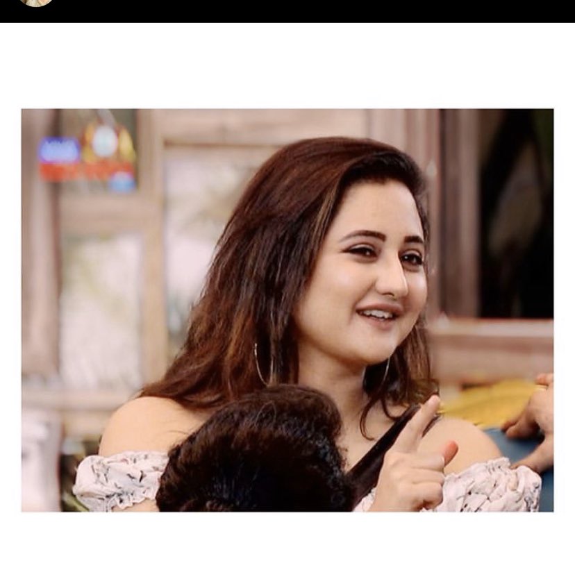 ElmiYazmin's tweet photo. How can u be so pretty 😫#peopleschoicerashami https://t.co/OVcvH2j3OF