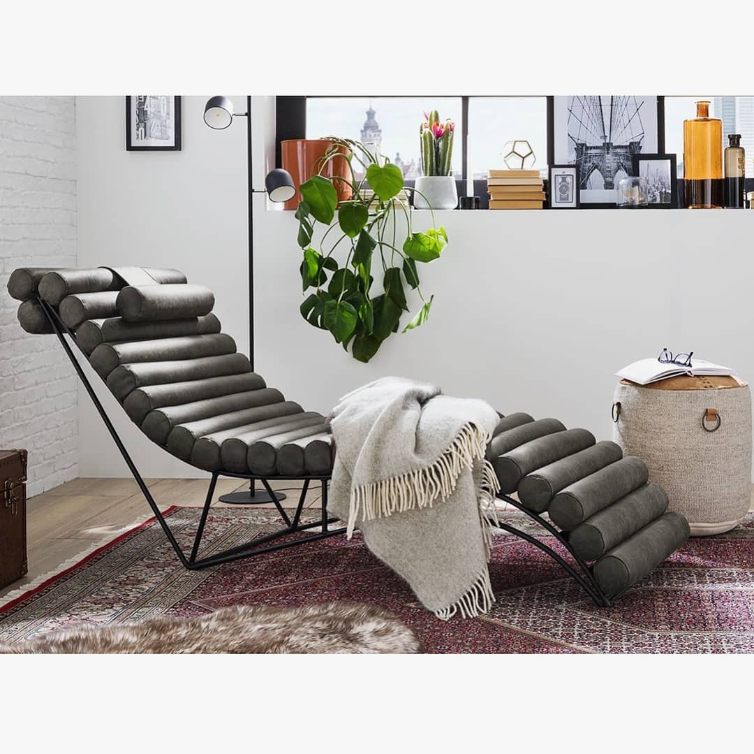 DesignLABlt's tweet image. Need some inspiration? #Relax!💤
✔️Chaise longue LENON 
⚠️designlab.lt
📬info@designlab.lt
#IndustrialDesign #design #interior #pub #designLABlt #interiordesign #DesignThinking #decor #ideas  #Inspiration #designerswanted #loft #modern #furniture #homedecor #sofa