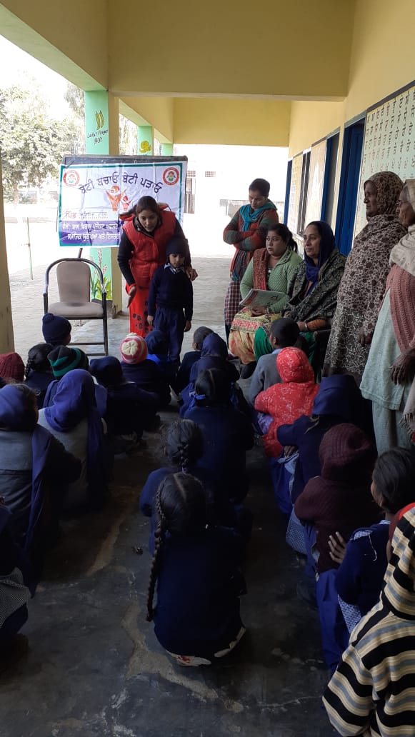CdpoShri's tweet photo. #BBBP
#SSWCD
Awareness on Good touch bad touch on 9-01-2020. https://t.co/PyUhOwFmwa