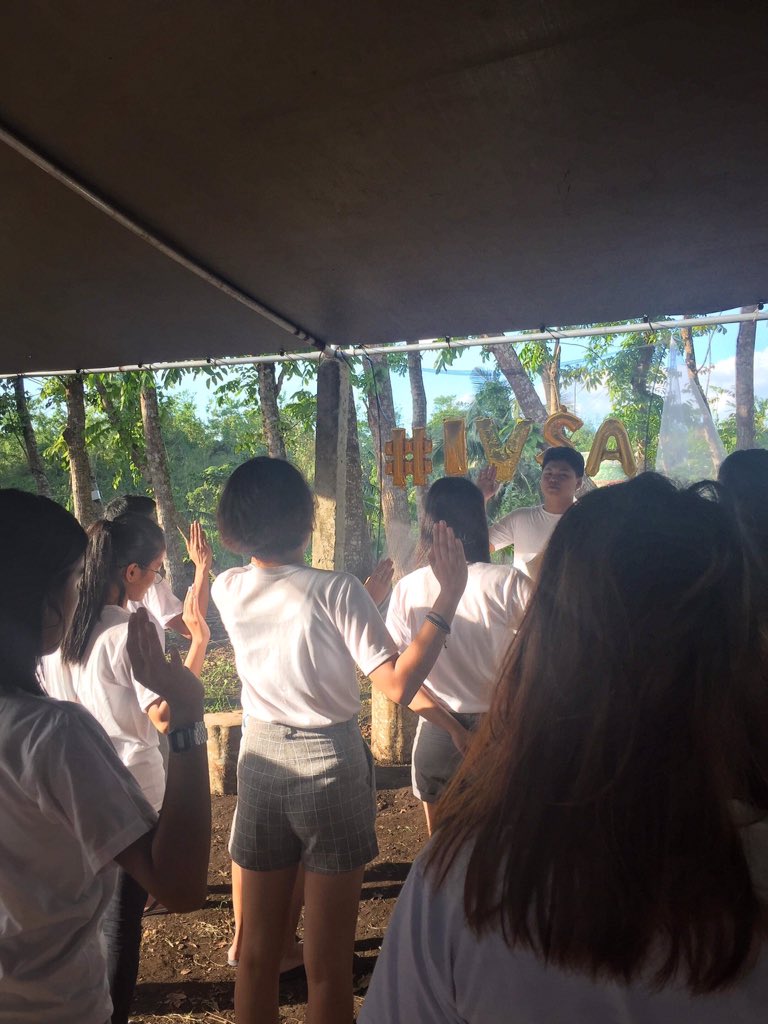 IVSA_Bicol's tweet photo. Team Building of the IVSA Bicol Chapter held at Inarihan Farm and Resort 

Big thanks to our IVSA President Mr. Joshua Badong for the wonderful place and to the IVSA officers, members for extending their time and effort for the event.

#IVSAFamily💙 https://t.co/dtWEPljiLQ