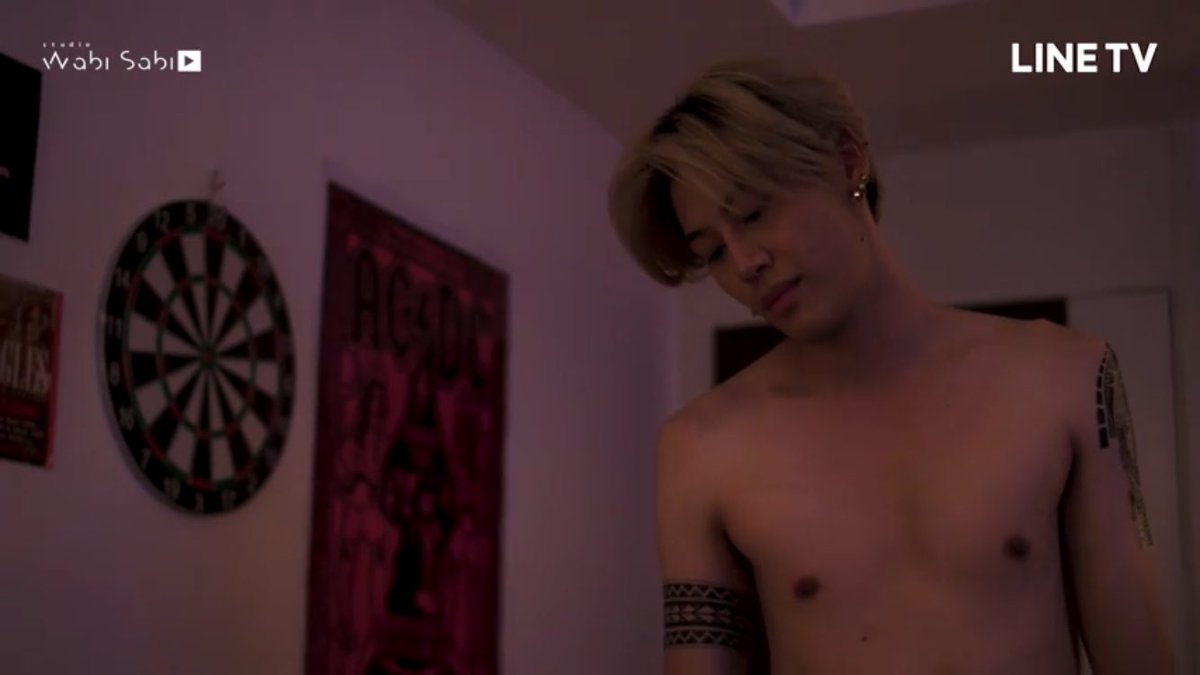 premvarut's tweet photo. โคตรหล่อเลยว้อยยยยยยยยยยยยยยย #UWMAep10 https://t.co/kNHsWCTFdA