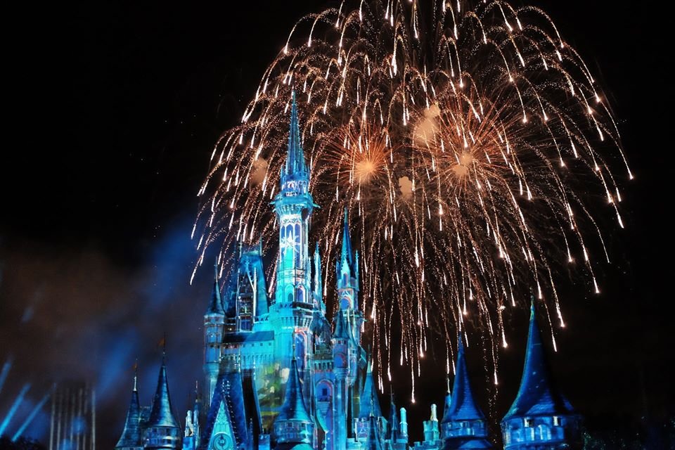ORLANDO CHRISTMAS FAMILY HOLIDAY 2022! 🎄

❗️£999pp based on 2 adults &amp; 2 children - 14 nights
✈️Return flights from London or Manchester
🏩All accommodation
🚌Complementary shuttles to nearby parks and attractions are offered.

pillingerworldtravel.co.uk…/orlando-christmas…/