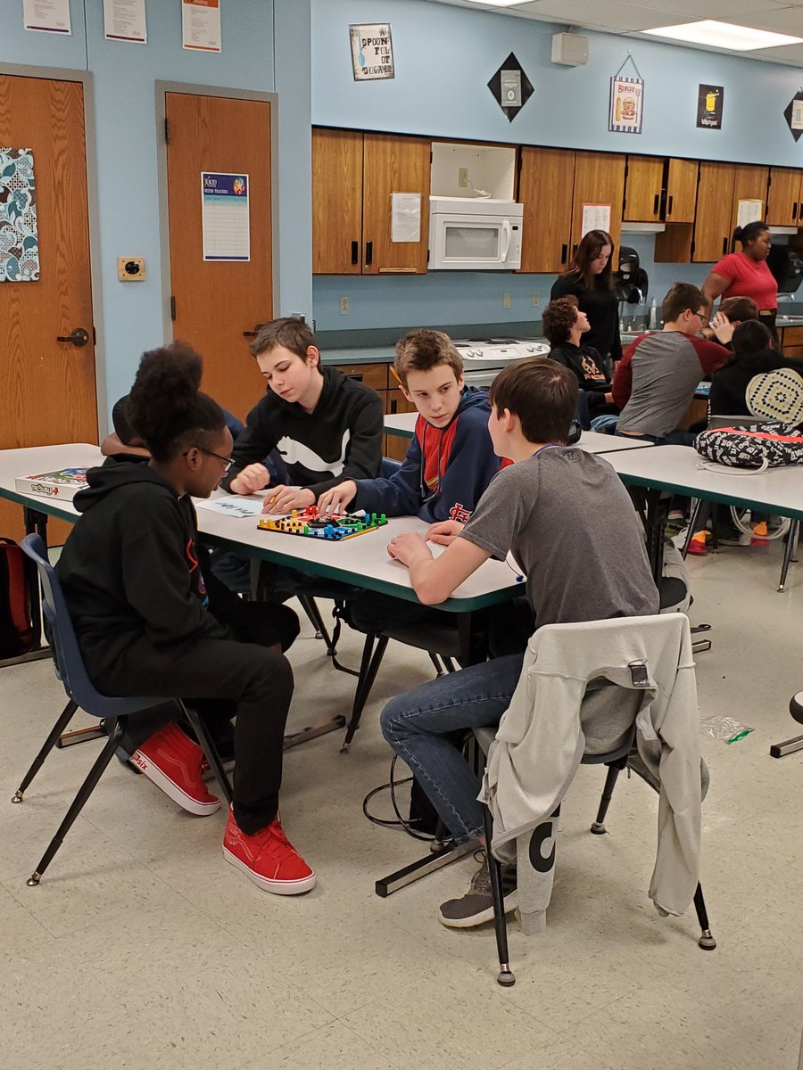 IBrake4FACS's tweet photo. The 8th graders didn't want to let me see them having fun, but I caught them anyway!  #FACSclass #teambuilding #lmsleopards https://t.co/AuAeeblWaI