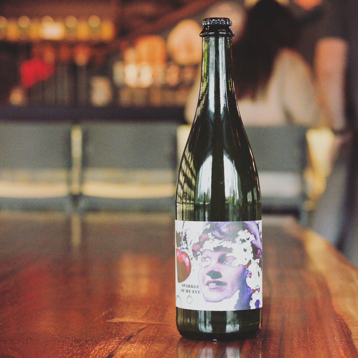 Come for the wide selection of craft beers, ciders, and wines. Stay for $1 off drafts and to watch the games! 🏀🍻