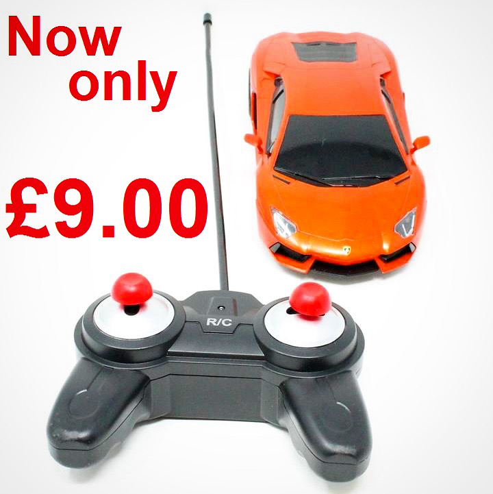 BasingstokeGogo's tweet photo. At only £9, these little RC cars make the perfect gift or weekend entertainment. Perfect for all ages*, grab yours in store now!

#Gadget #RC #Car #Lambo #Lamborghini #RemoteControl #Bargain #Sale #Discount #Basingstoke 

*Min. recommended age applies. See in store for details. https://t.co/sU7jGwRxDM