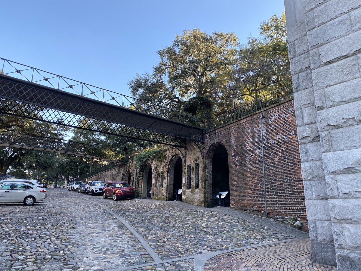 jstrosch's tweet image. Had a great time at #FloCon2020 this past week - exceptional talks and a beautiful city #Savannah. Looking forward to #FloCon2021 in Santa Fe