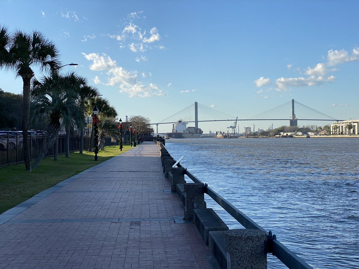 jstrosch's tweet image. Had a great time at #FloCon2020 this past week - exceptional talks and a beautiful city #Savannah. Looking forward to #FloCon2021 in Santa Fe