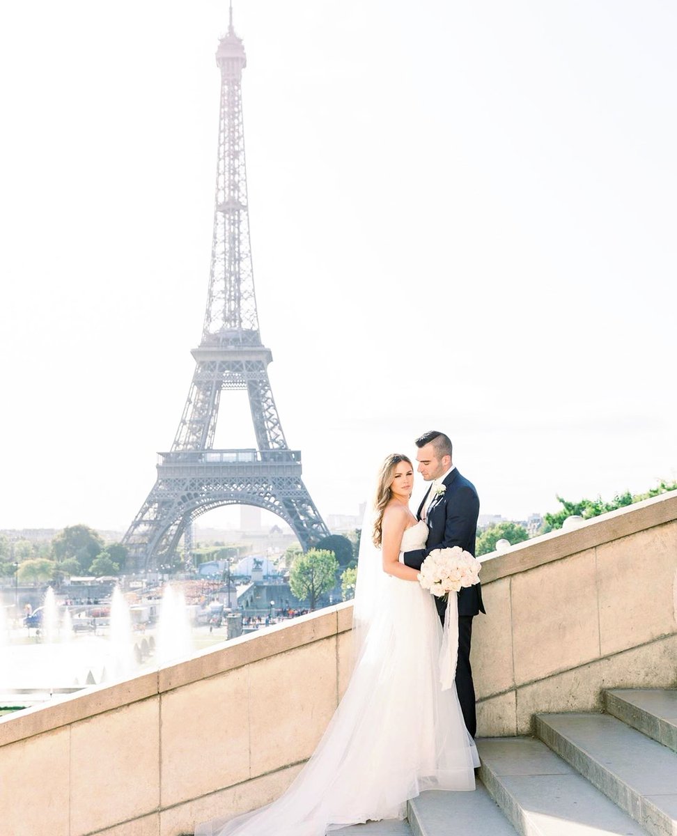 This former Miss West Virginia girl is an American bride in Paris now! 🇫🇷   R E A L  B R I D E  Nicole in #Style2152
.
.
👰: @nicholenatashagreene 
🛍: @lajeunemariee
📷: @photographerinparis
.
.
mikaellabridal.com/collections/go…
.
.
#mikaella #mikaellabridal #realbride #realwedding