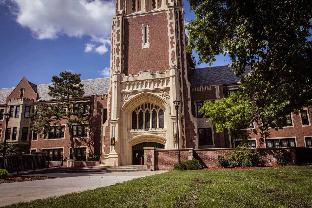 PROSOCO's tweet photo. Loved this list of the "coolest buildings" in each U.S. state. We recognize at least 7 of them as #PROSOCOProjects! The first one is a historic restoration of Topeka High School in our home state.
#coolestbuildings
https://t.co/X6hjtYvlPj https://t.co/P7DjUVDE47 https://t.co/nBan4NCHLX