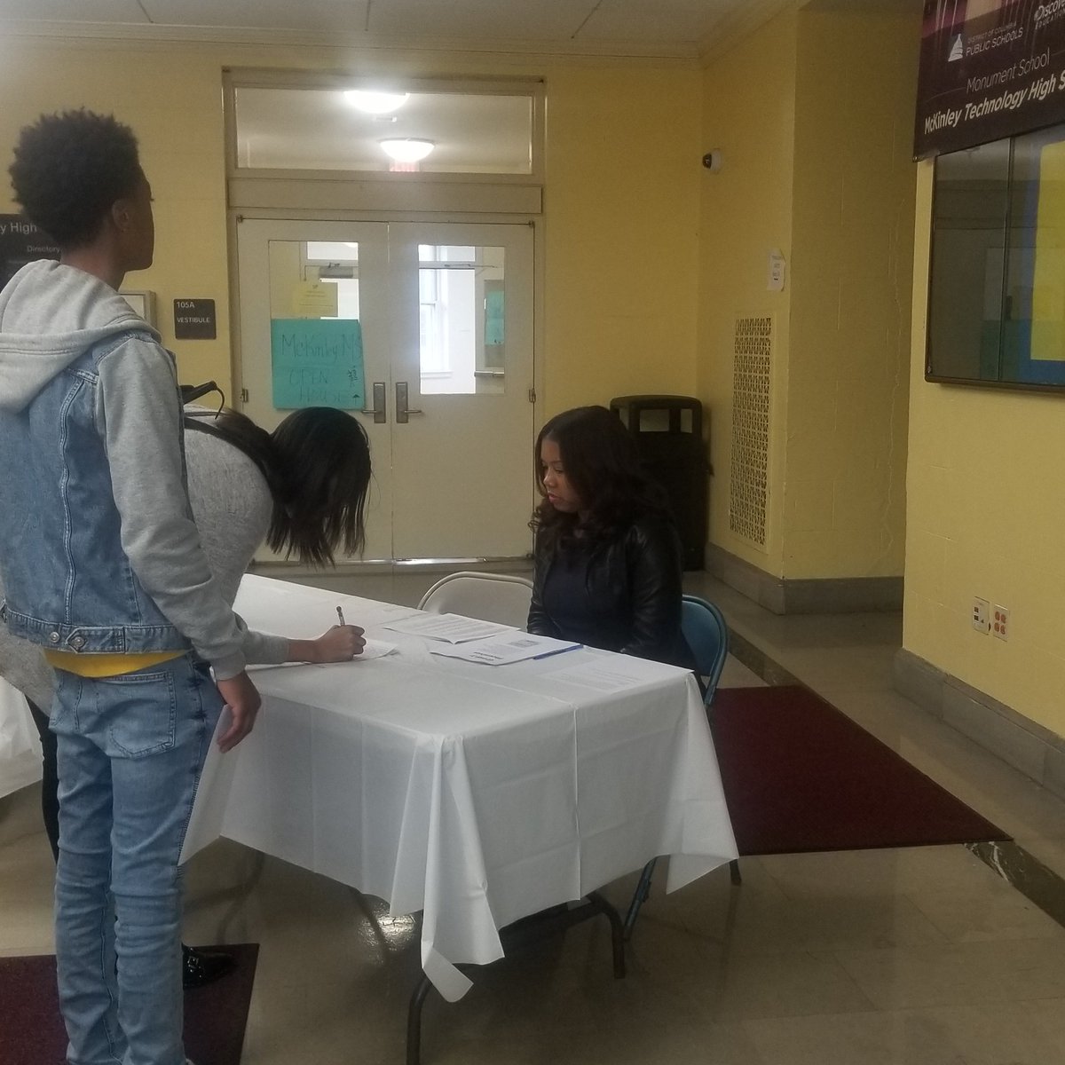CounselorClark1's tweet photo. OPEN HOUSE @MTHSTrainer WELCOME https://t.co/Q7A4LhzNHD