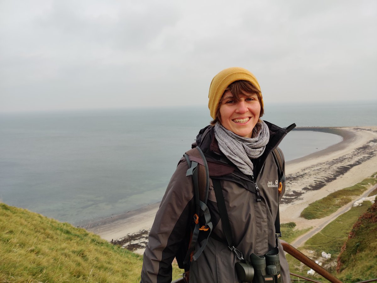 LisaLeschinski's tweet photo. I'm a lesbian wildlife biologist w interest in human-wildlife conflict/coexistence
One of those who are happy about finding animal shit💩
Wolf monitoring🐺
Using camera trap data for MSc thesis about Balkan lynx in North Macedonia
Soft spot for dolphins and whales🐬 #LGBTQscience https://t.co/6xAR1rpkyN