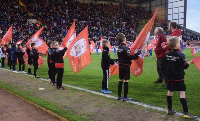 An absolutely amazing day today <a href="/BarnsleyFC/">Barnsley FC</a> where our Under 10s were the official flag bearers. The whole experience from start to finish was exceptional and 3 points for good measure #youreds