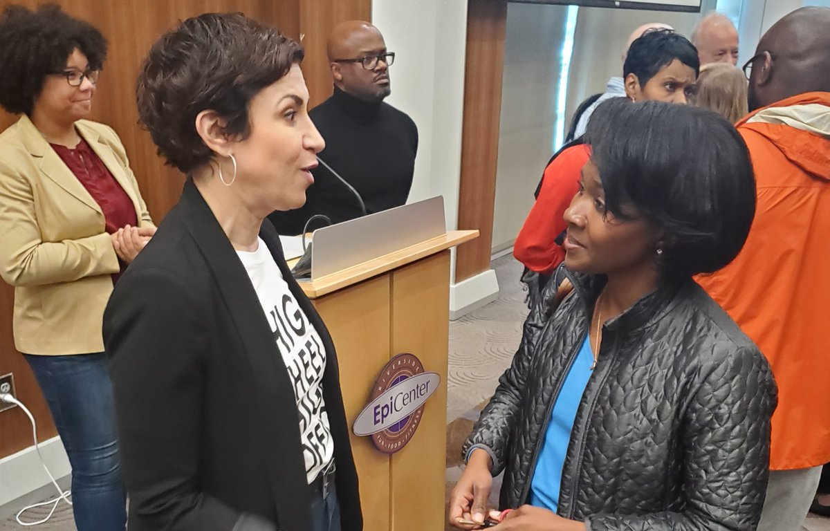 TheDanaBarrett's tweet photo. Great question posed at @CobbDemocrats' first #DonutsWithDemocrats of 2020 this morning: What is your #BlueYearsResolution? Mine is simple: Beat Barry Loudermilk! @cobbyds @BlueforCobbGA #gapol #WeAreGA11 #MissionPossible #GOTV #CobbDemocrats https://t.co/YB4WK0Vpx4
