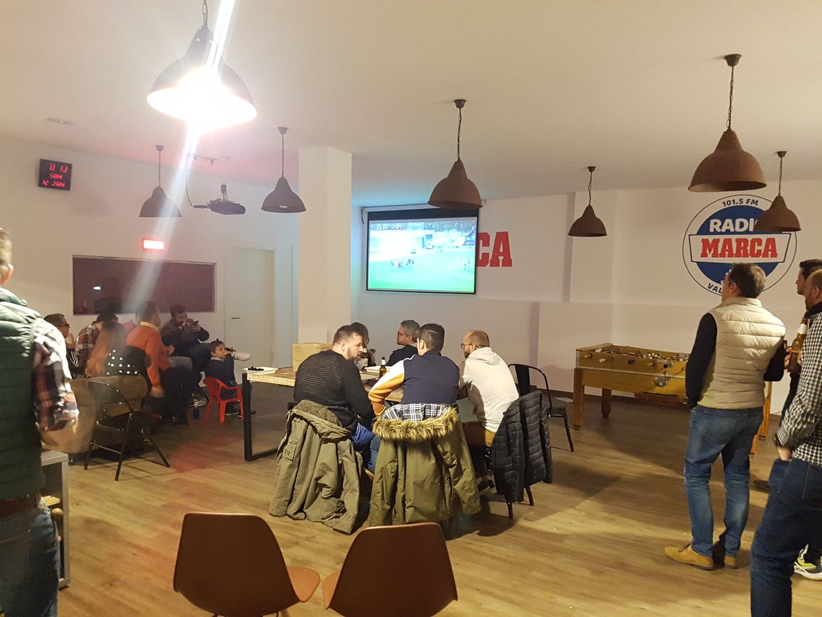 Gracias a <a href="/MARCAvalladolid/">MARCA VALLADOLID</a> por darme la oportunidad de estar con ellos en #LaFactoríaMARCAValladolid acompañados de <a href="/brooksteak/">Brook</a>