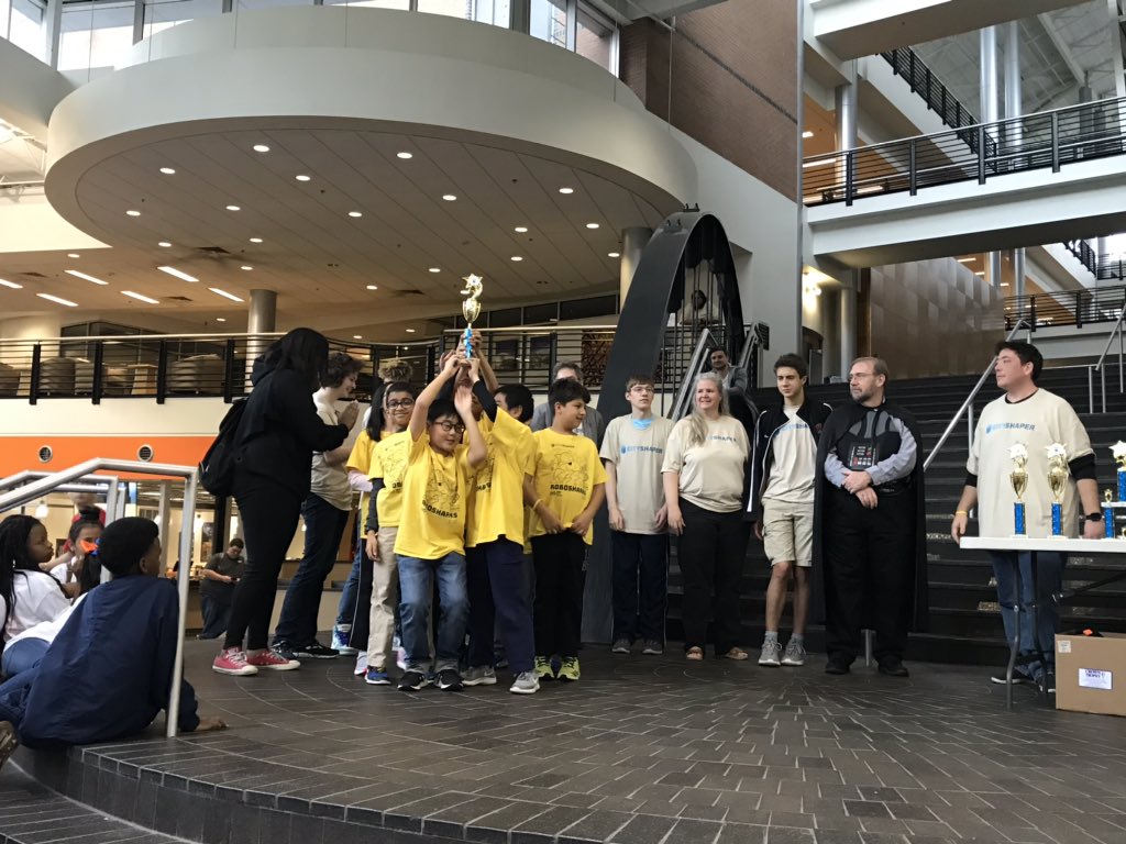 Robosharks placed 3rd in overall robot performance out of 33 teams!!! Way to go Robosharks! <a href="/ShakeragElem/">Shakerag Elementary</a> #Robotics #FLL