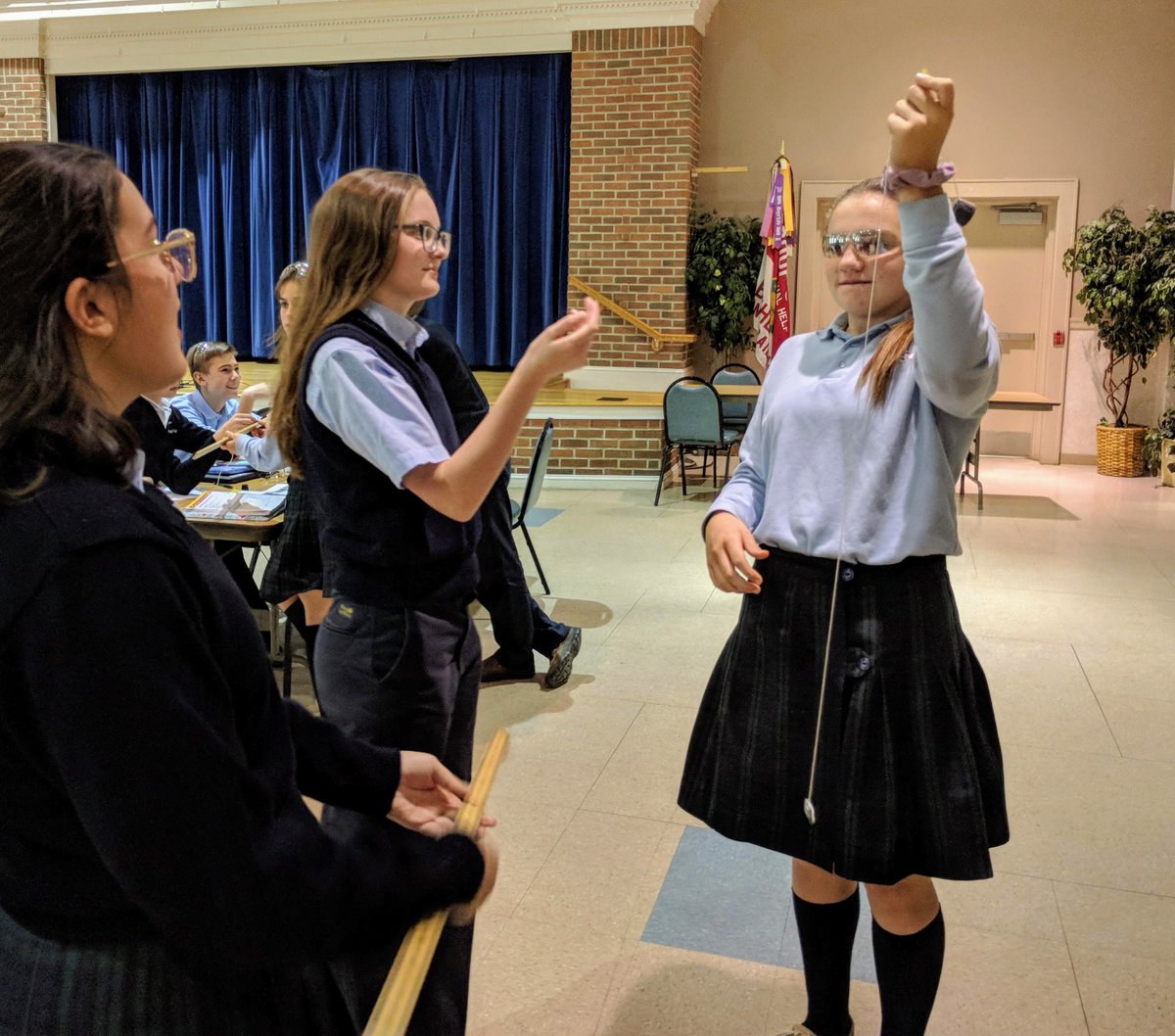 OurLadySchool's tweet photo. How does a planet's distance from the sun affect its period of revolution? Mrs. Chiappinelli teaches Grade 8 how to design their own labs to find the answer! #OLPHSTEM #OLPHPROUD https://t.co/8LHPLYRWbw