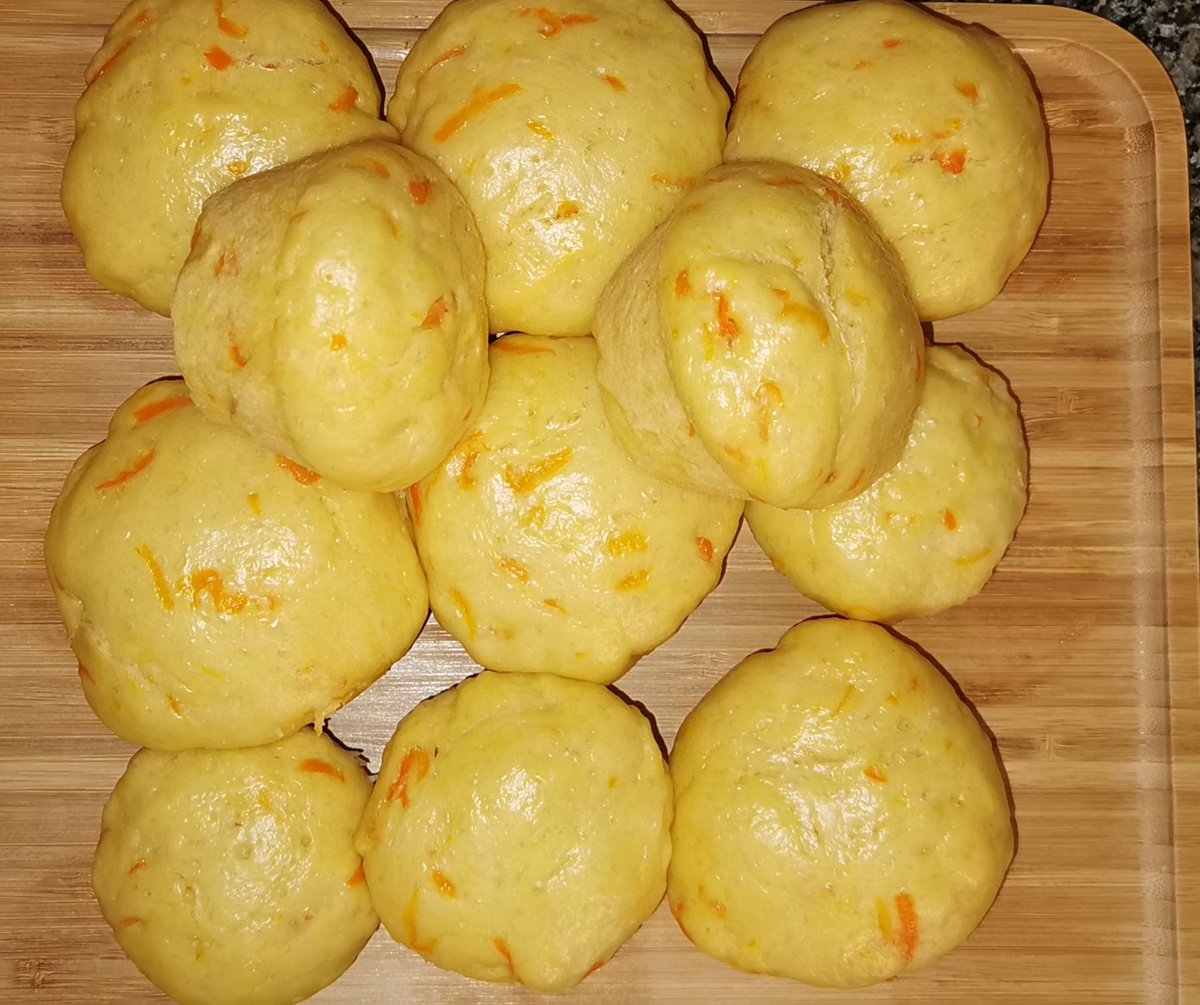 Timu_1's tweet photo. My Kitchen.... #Dombolo #uJeqe #TableOfferings #T_cooks @Ayanda007..... I must start selling https://t.co/R3cbpUKGdC