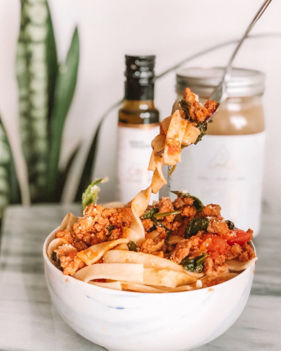 Pasta &amp; chill 🍝 😍
Try out this #CBDinfused, gluten free pasta fettuccini bolognese recipe by <a href="/alyssabrieloff/">Alyssa Brieloff</a>👇🏼
Check it out on our IG: instagram.com/cbdorigin