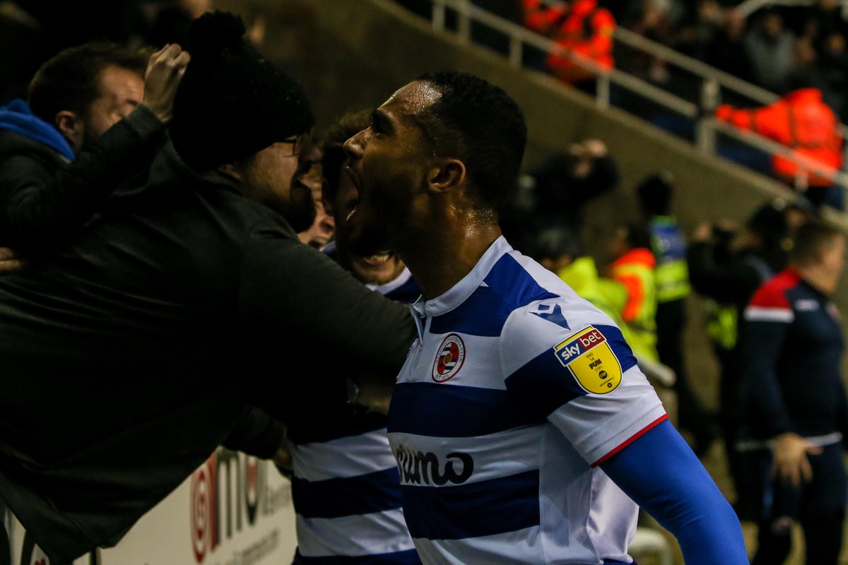 ReadingFC's tweet photo. Drama at the last 💙

#REAvFOR https://t.co/INaIsRhdpH