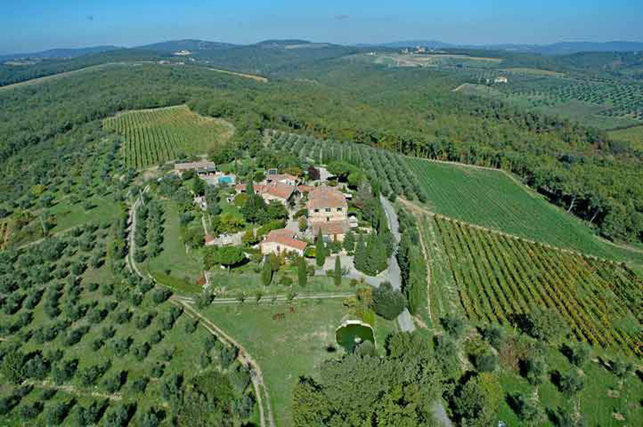 #Castelnuovoberardenga #Siena #Toscana #importante #tenutaagricola
Info:
deamicisimmobiliare.com/it/immobile/at…