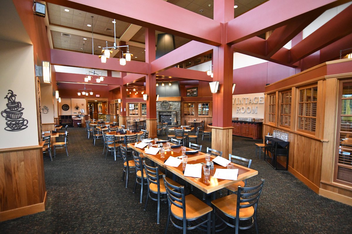 Looking for the ideal space for a group meeting?  Check out the Board Room, Private Dining Room, or Harvest Room!   reservegolf.com/events/social-…