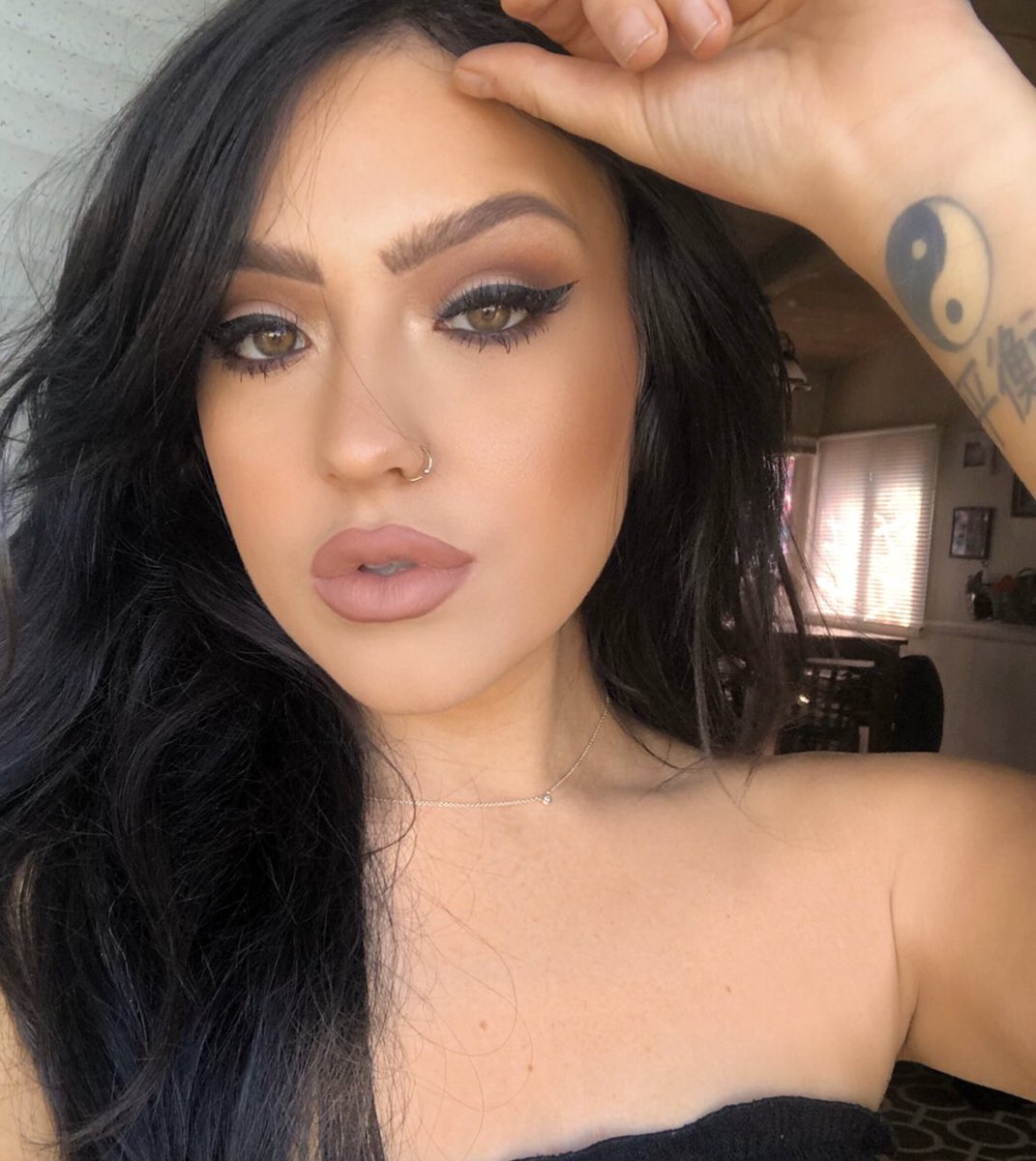Tala Mais on Twitter "Holy GORGEOUS!…