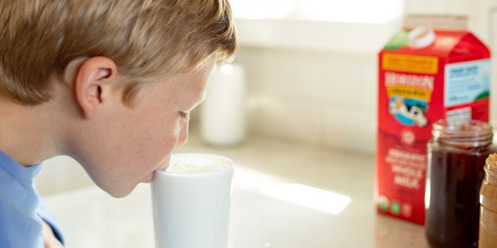 Why stop at glass half-full? It’s #NationalMilkDay, so fill it to the top. Join the fun by sharing your favorite #HorizonMoments for the chance to be featured!