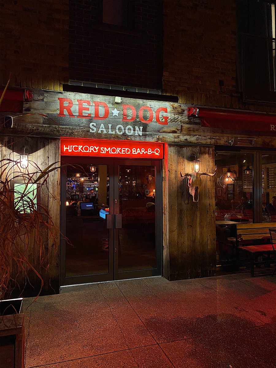 Even though January was supposed to be a 'healthy month' I couldn't resist a these burgers and I don't regret it one bit  want a cheat day? Try Red Dog Saloon 