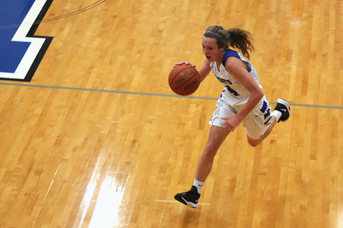 LexCath_WBall's tweet photo. Your young Lady Knight Katherine Truitt represented you well last night in the 2A District. Career high 17 points for the freshman to go along with 5 rebounds and 3 steals. The future is bright for this freshman!! #brightfuture #wearelc #together #lexcath https://t.co/sGGqzmsIFm