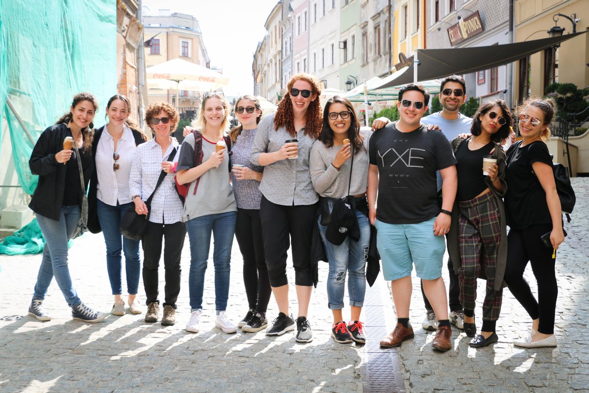 mrhcanada's tweet photo. "It was an absolute privilege to learn with other students across Canada, and be part of such a supportive and kind-hearted group of people." —2019 MRH Alumni

📷: Ravina Anand

#holocausteducation #holocaust #canada #humanrights #cdnpse https://t.co/y9doNqAA9k