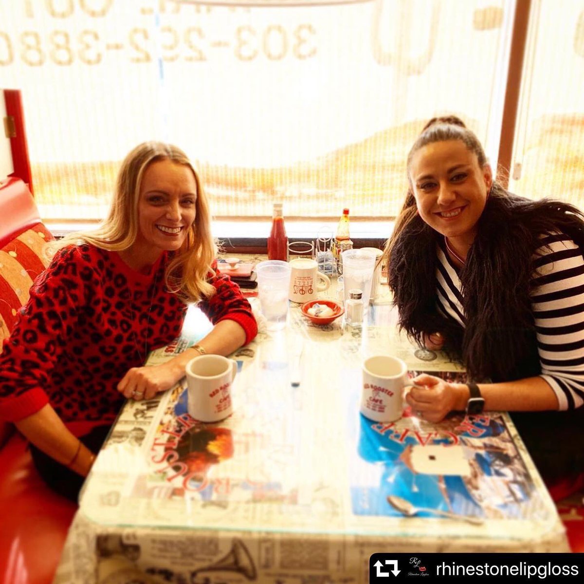 sjbohnenkamp's tweet photo. My Friday was fire ❤️🔥❤️.
It rocked because I spent time with Sarah K. (aka @rhinestonelipgloss). She’s taking massive action on her #antiaverage vision and it was so fun connecting with someone who knows she’s meant for something HUGE. 🥰 #network #networth https://t.co/jrIvBU4U7e