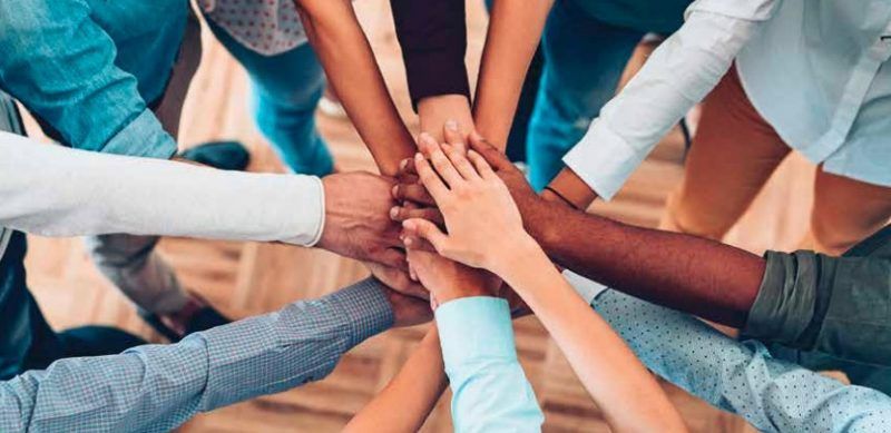 CChristianC's tweet photo. Looking for ways to serve? We've gathered all of our favorites in one place. Check them out here. https://t.co/kl0I6W6PTy https://t.co/yJG6jr9Qi6