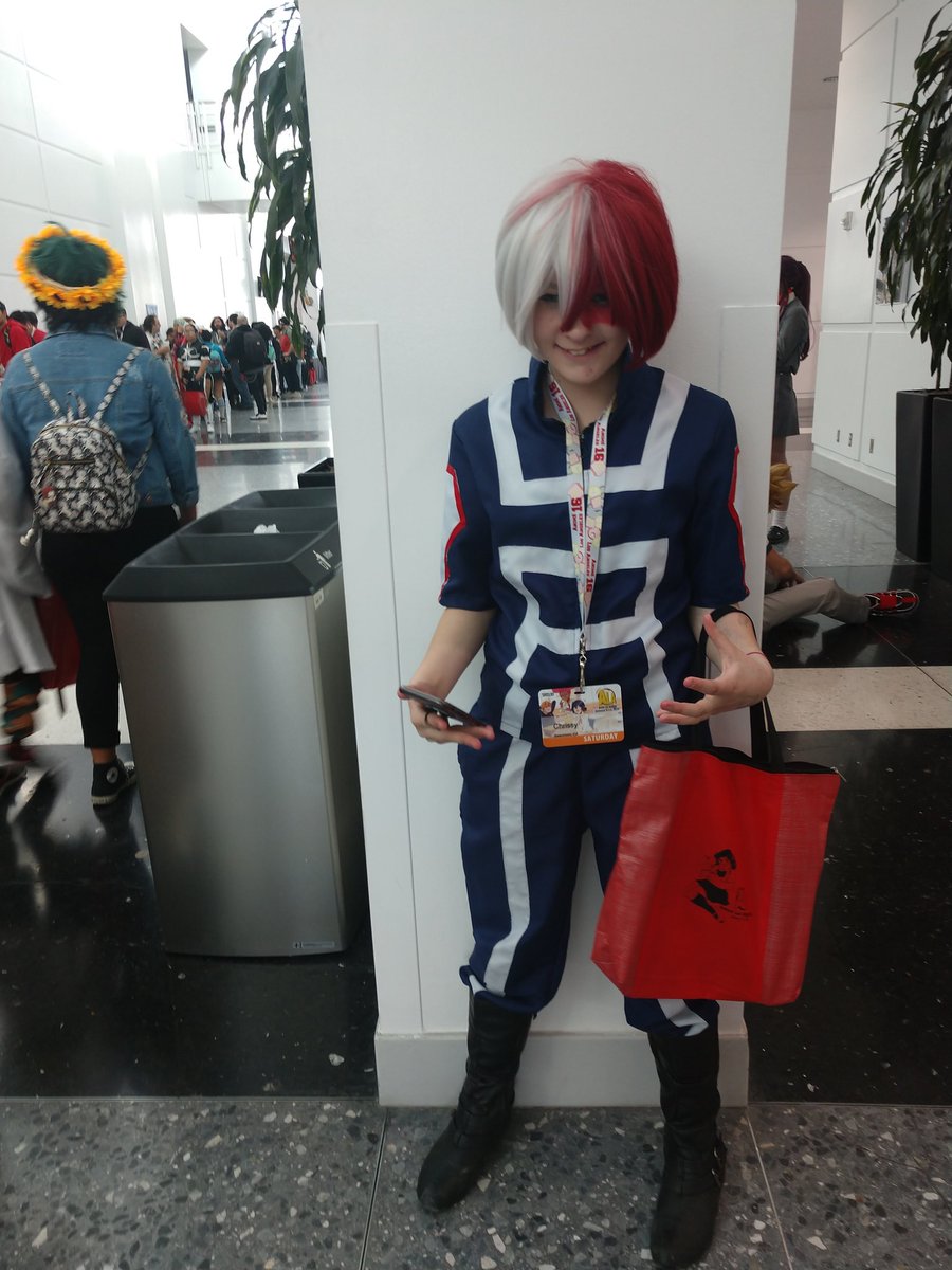 MMKammer's tweet photo. #AnimeLA16 woohoo!!! https://t.co/DHuNXSV5KC