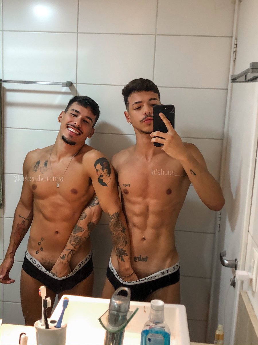 Quem você chuparia primeiro? Haha