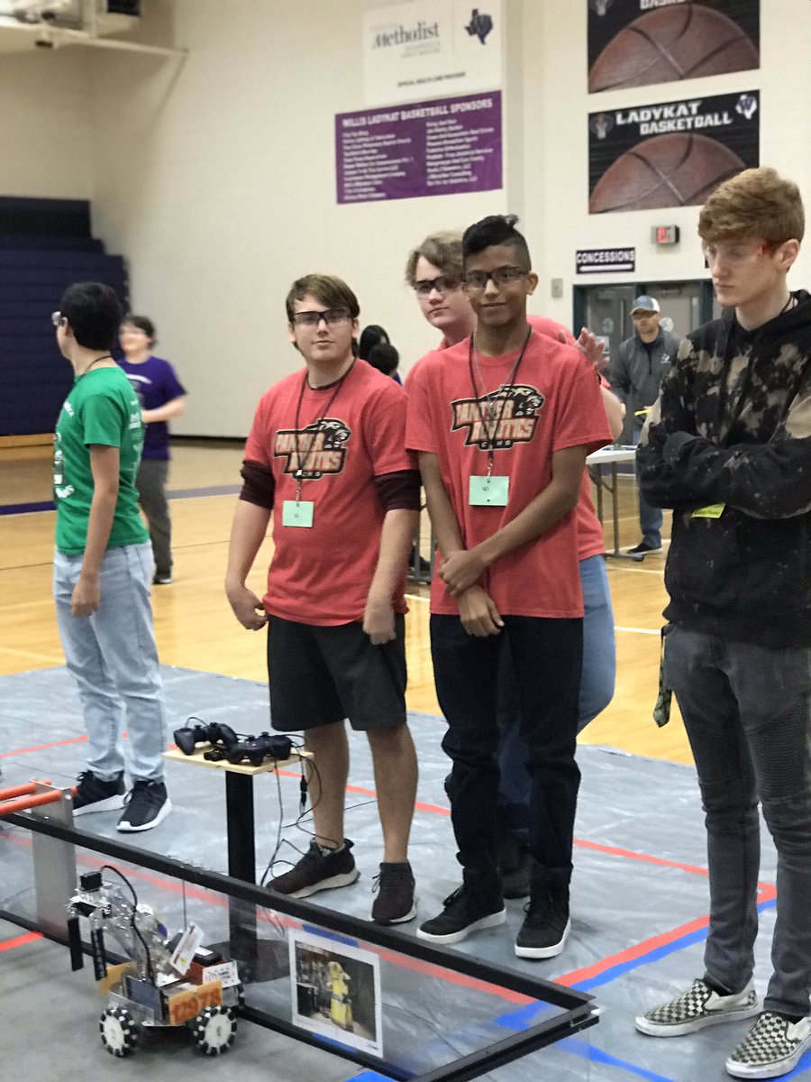 PantherRobotic2's tweet image. Go time...