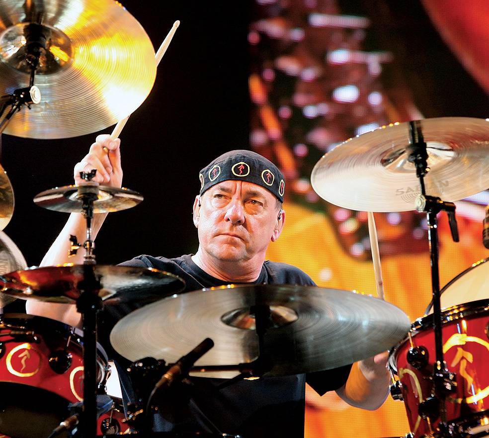 HueyLewisNews's tweet image. RIP Neil Peart...