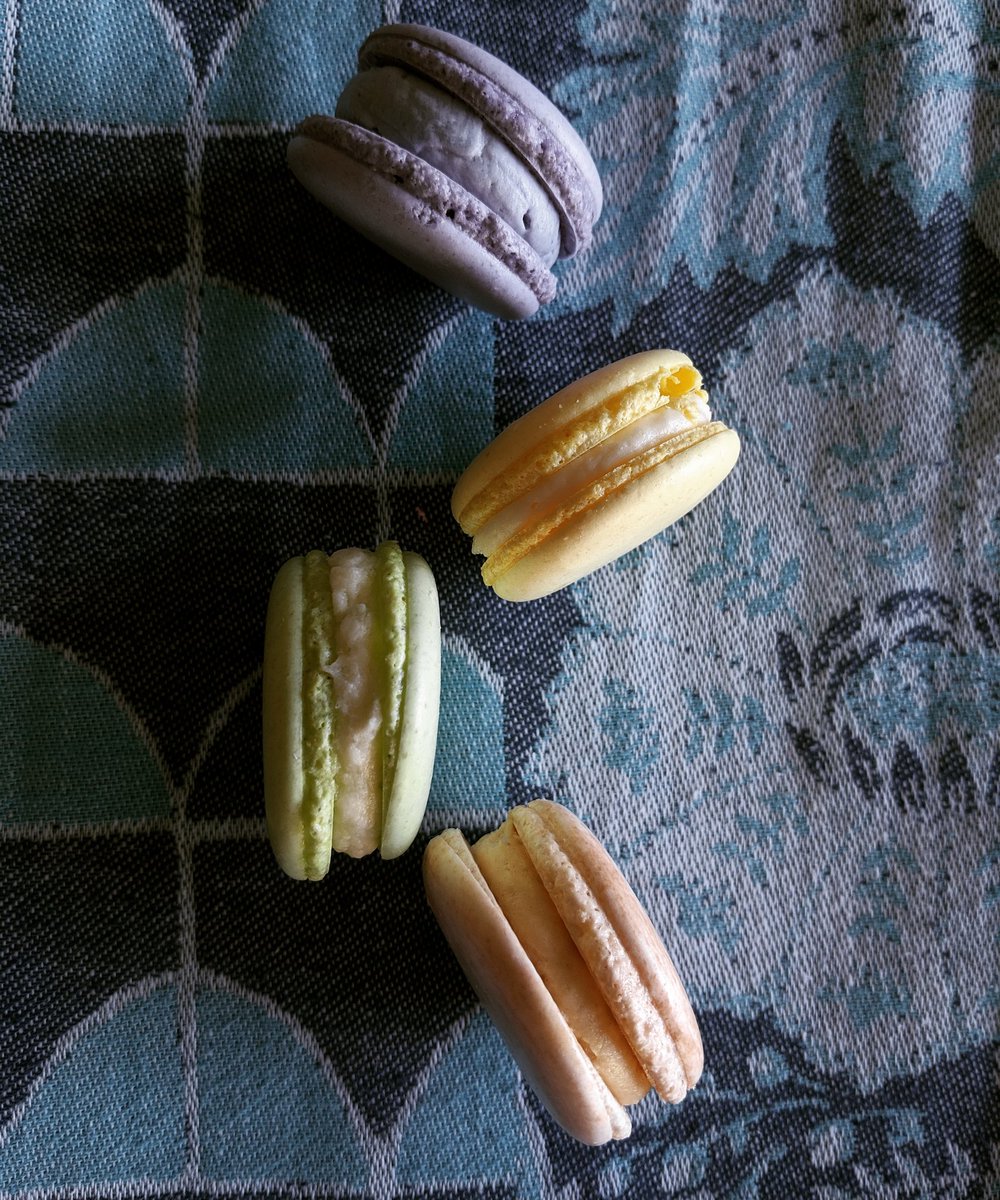 cookthatbook's tweet photo. Macrons for breakfast? Don't mind if I do. Especially when we're talking about the ones from Sweet &amp; Sassy. #vegan #glutenfree #naturalfoodcolouring https://t.co/58bVESuCc9