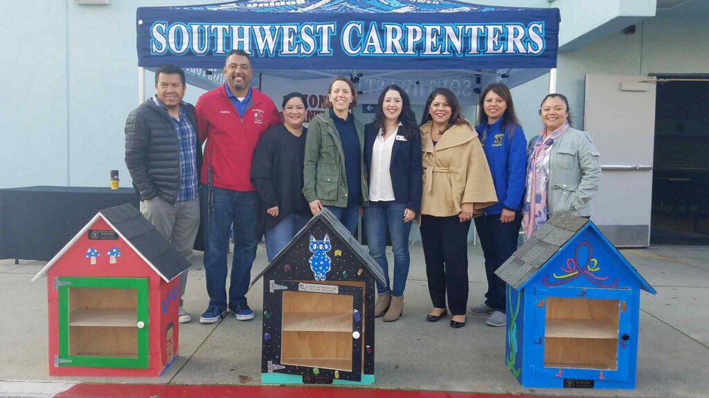 elmontecitysd's tweet photo. Installation of #LittleLibraries at #EMCSD. Thank you @SouthwestCarps and #emCLP. #ittakesavillage #literacy https://t.co/8yekcUFB5c