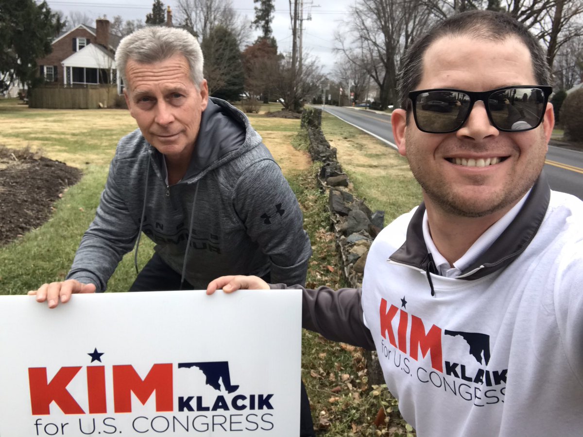 @kimKBaltimore 3 signs up in Catonsville! Homeowners happy to support!