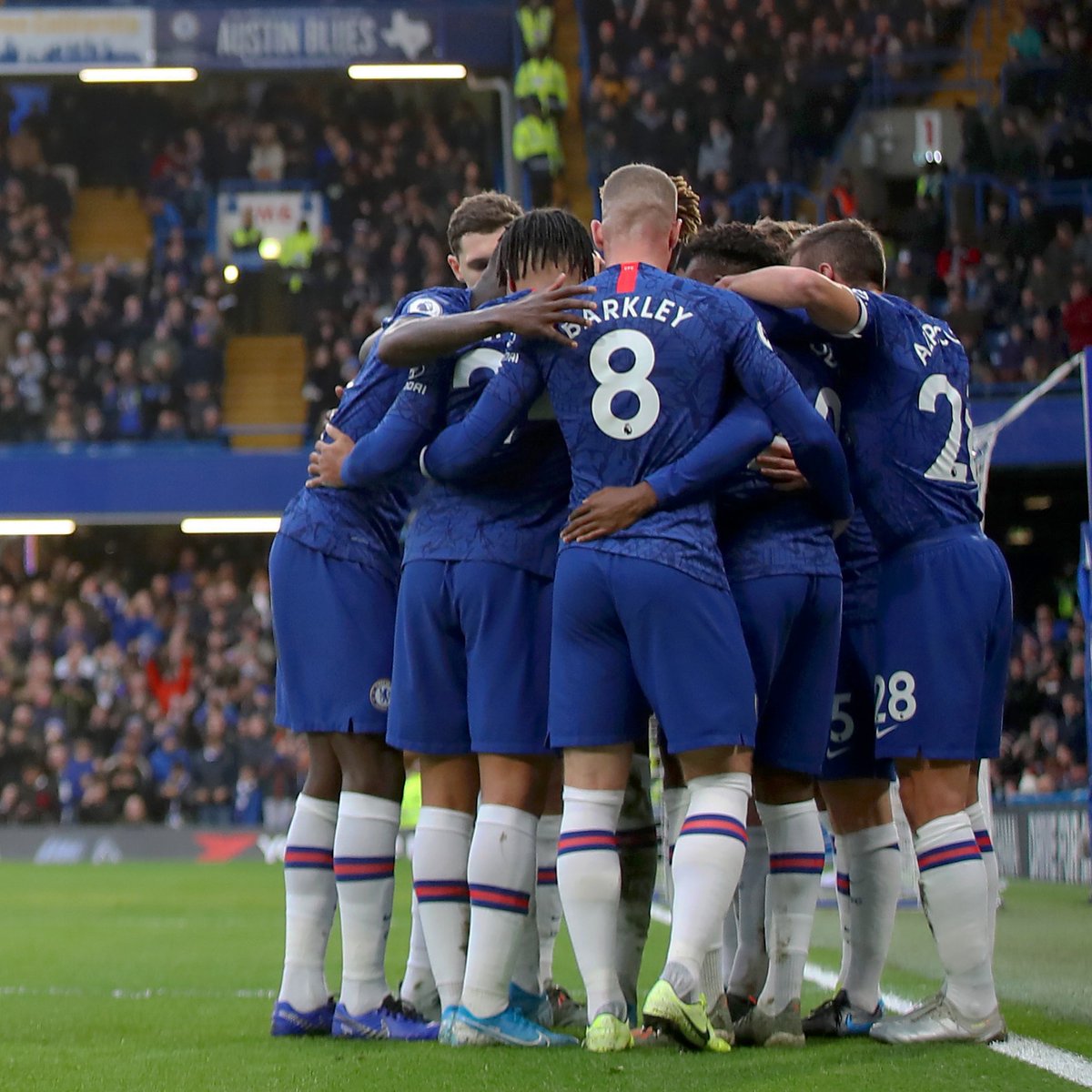 RBarkley8's tweet photo. Brilliant team performance today. #ComeOnChelsea 🔵🙌🏻 https://t.co/3zRxEfE7o1