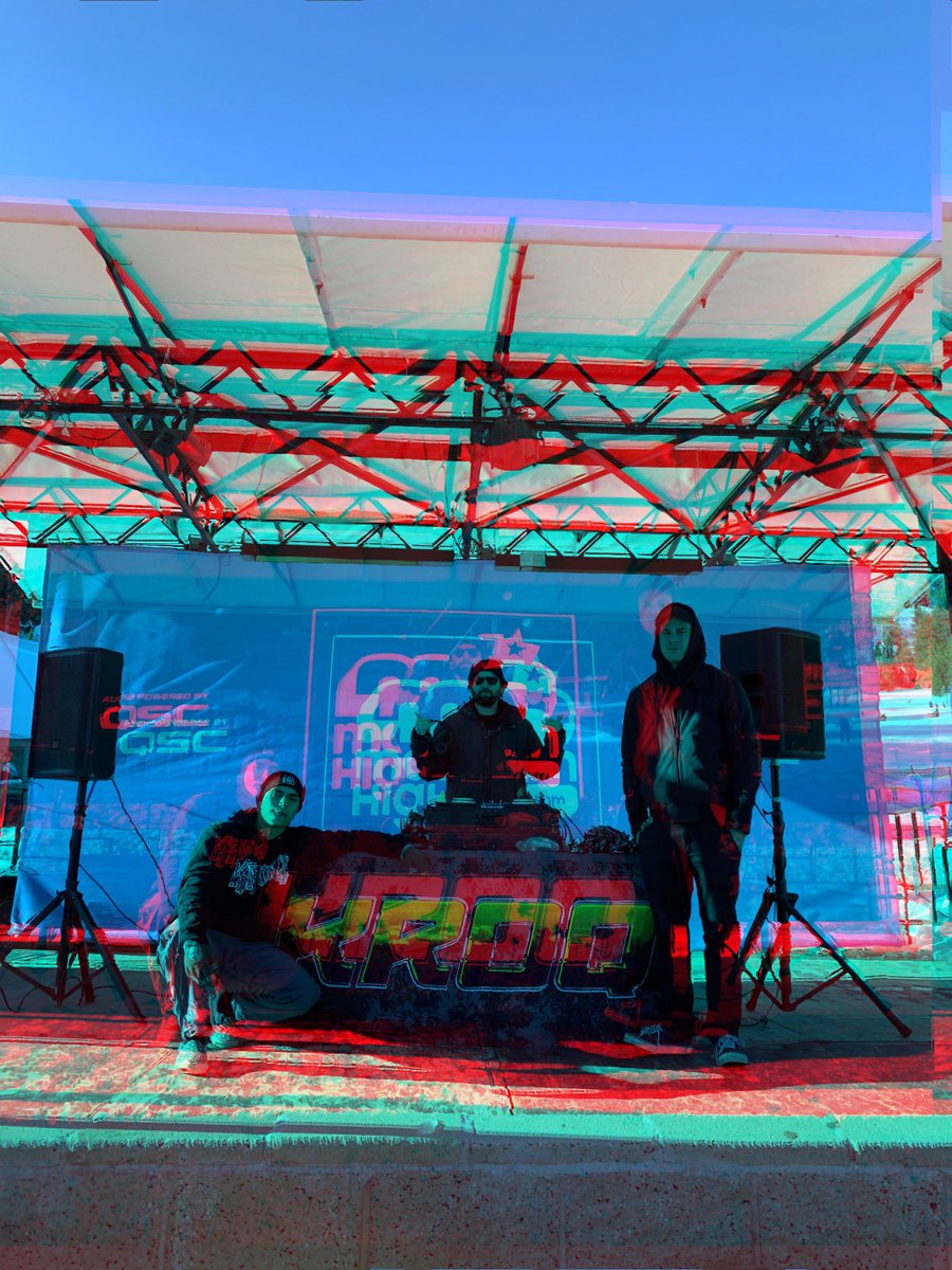 KROQpromo's tweet photo. We’re hanging out at @mthigh and giving away @SupercrossLIVE today! Come say hey 👋🏼 https://t.co/MFcSdVQU7N