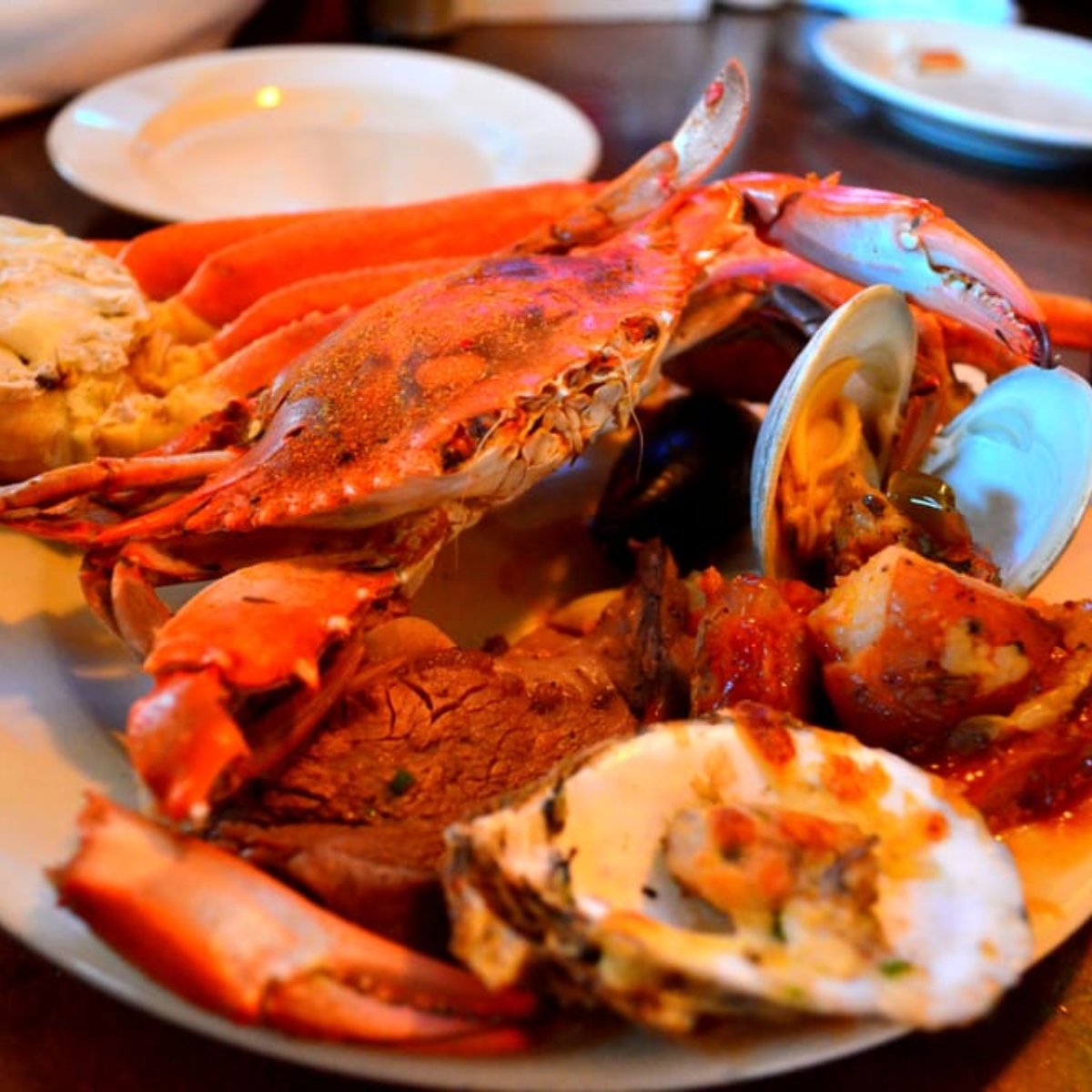captain_georges's tweet photo. Feeling a little crabby? We won't call you shellfish if you don't want to share. #captaingeorges https://t.co/7qAWxsAFd4